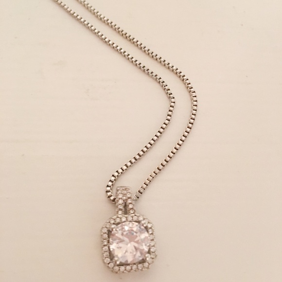 925 Sterling Silver Necklace and CZ Pendant - Picture 4 of 4
